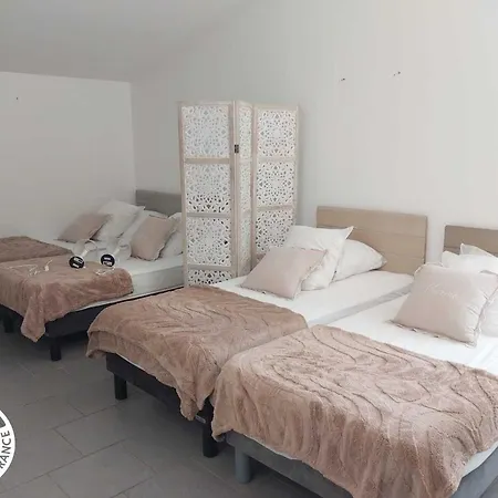 Avec Et Piscine Au Coeur Du Marais Breton - Fr-1-426-280 Vakantiehuis